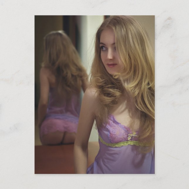 Herrlich! Mädchen in niedlichen Nächten Postkarte (Vorderseite)