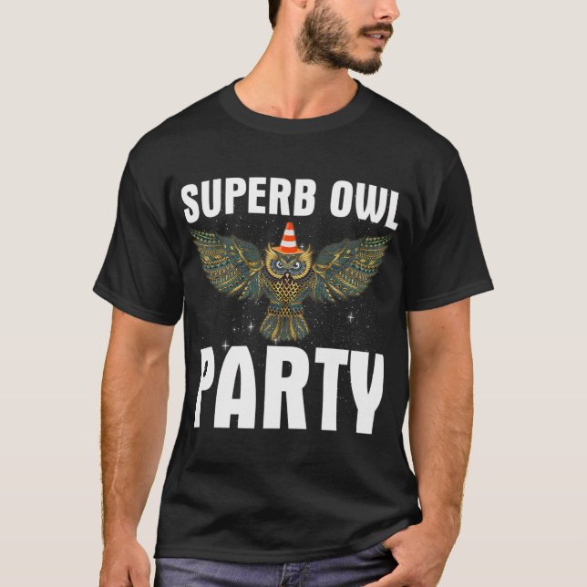 Herrliches Party, was wir im Schatten tun T-Shirt (Vorderseite)