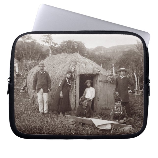 Herstellung Tappa, ein gebürtiger Stoff, c.1875 Laptopschutzhülle (Vorderseite)