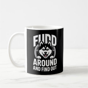 Herumalbern und herausfinden kaffeetasse
