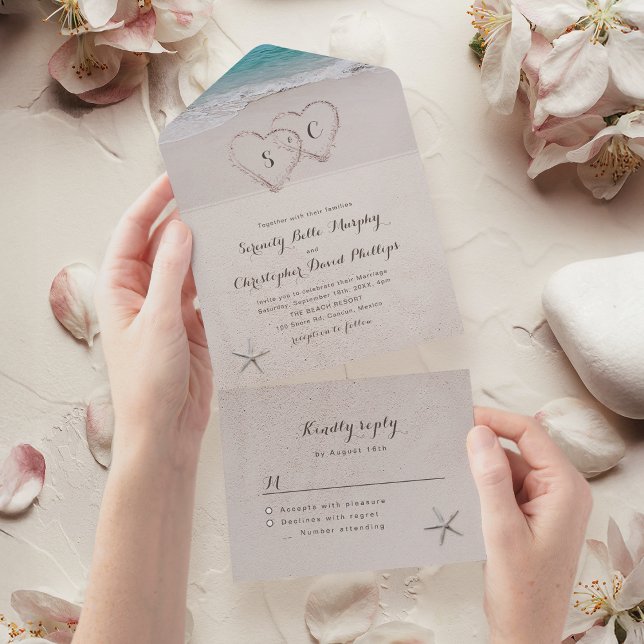 Herz am Sandstrand Hochzeit All In One Einladung (Hearts in the sand destination beach wedding all in one invitation)