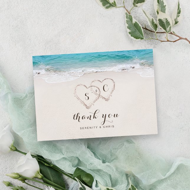 Herz am Sandstrand Hochzeit Dankeskarte (Hearts in the sand destination beach wedding thank you card)
