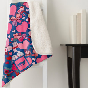 Herz, Bogen, Blumenakzente, Pastellfarben, Monogra Sherpadecke