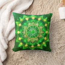Herz Chakra Green Mandala Pillow