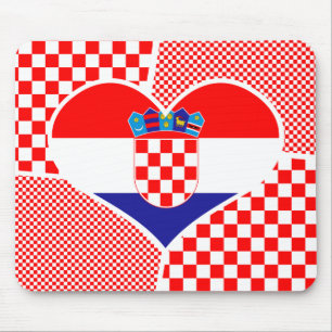 Herz geformt Collage Kroatische Flagge mit Schachb Mousepad