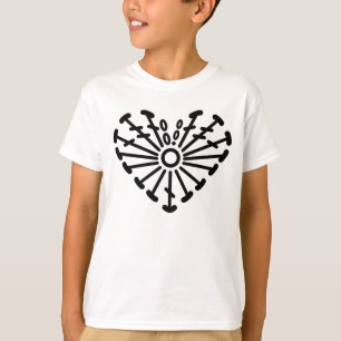 Herz-Häkelarbeit-Diagramm-Muster T-Shirt