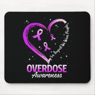 Herz im August Wir tragen Lila Überdosierung Bewus Mousepad