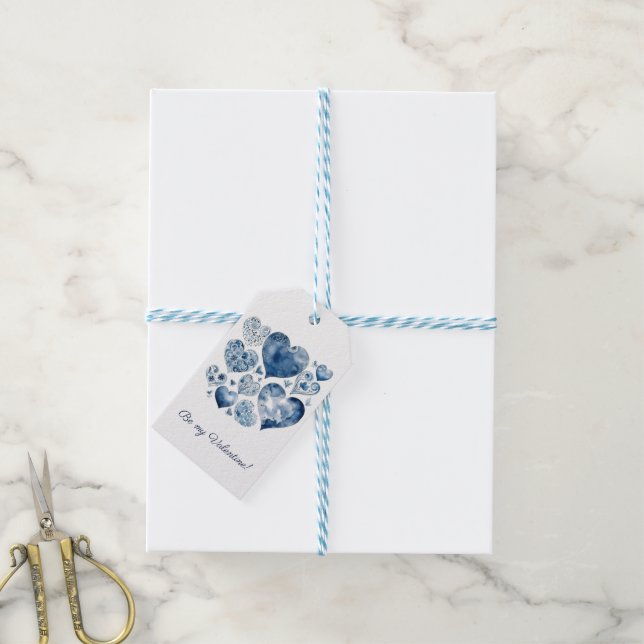 Herz in Delft Blue, valentine, anpassbar Geschenkanhänger (Mit Garn)