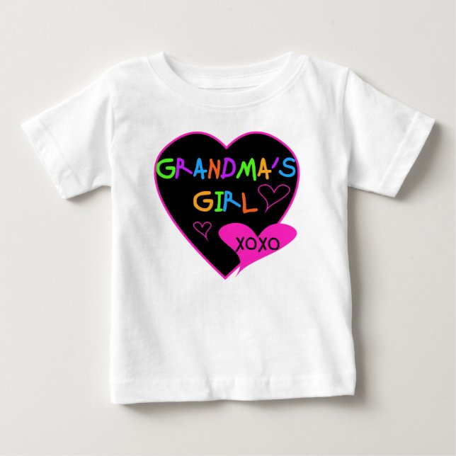 Herz-Oma's Girl-T - Shirt und Geschenke (Vorderseite)