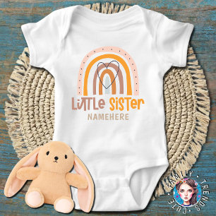 Herz-Regenbogenschwester Baby Strampler