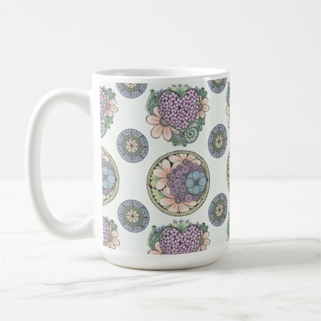 Herz und Blume doodle Kunst Tasse. Kaffeetasse (Links)