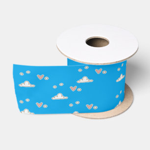 Herz und Wolken auf blau Satinband