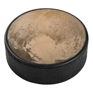 Herz von Pluto Eishockey Puck