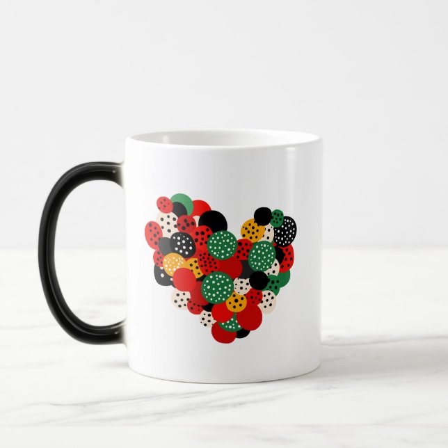 Herzdesign-Tasse: Eine Touch der Liebe in jeder Se Verwandlungstasse (Links)
