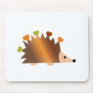 Herzen auf einem Igel Mousepad