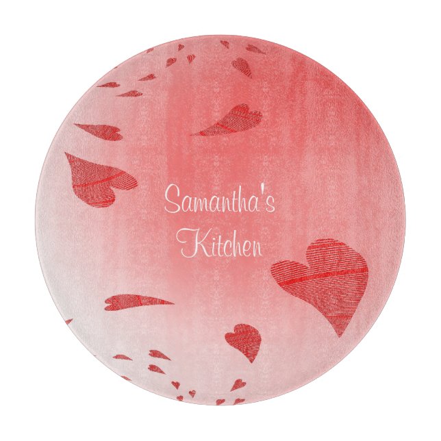 Herzen auf rosa kundenspezifischem Schneidebrett (Vorderseite)