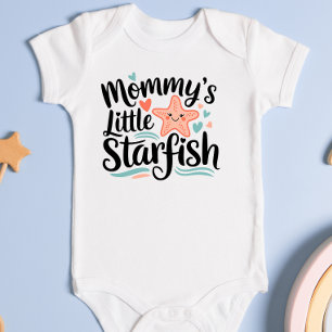 Herzerwärmend Mamas kleiner Seestern Baby Strampler