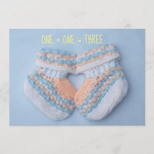 herzförmige Baby-Stiefelchen Schwangerschaftsankün Ankündigung