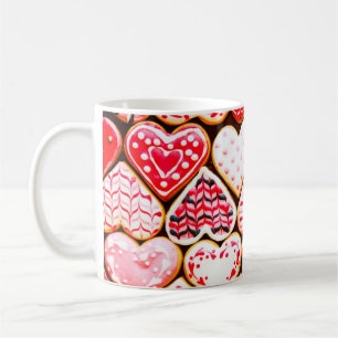 Herzförmige Kekse zum Valentinstag del Kaffeetasse