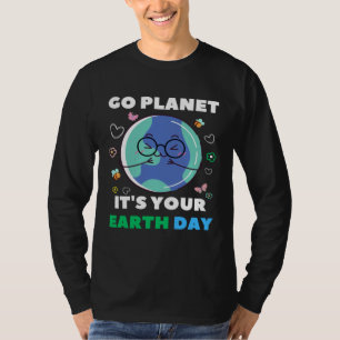Herzförmiger Tag der Erde, jeden Tag Bienen Welt U T-Shirt