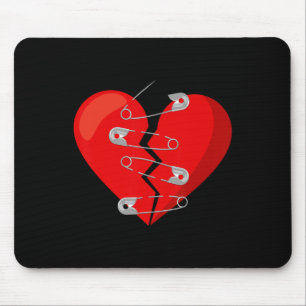 Herzgebrochen und Sicherheitsnadeln Anti-Valentins Mousepad