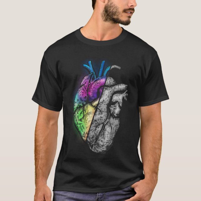 Herzkolorierte realistische Pullover Hoodie (Vorderseite)