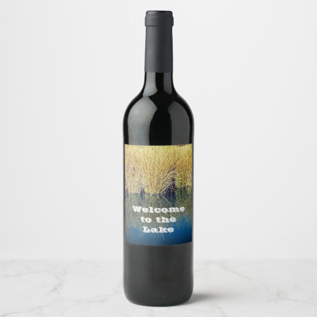 Herzlich willkommen im Lake Water Reflection House Weinetikett (Vorderseite)