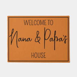 Herzlich willkommen im Nana & Papa's House, dem Om Fußmatte