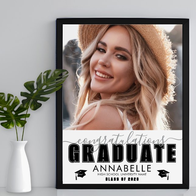 Herzlichen Glückwunsch Schwarz-weiße Foto Graduati Poster (Black White Photo Graduation Party Poster)