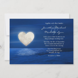 Herzmond mit schneebedeckter Winterhochzeit am Str Einladung