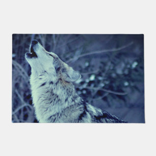 Heulender Wolf Winterwald Fußmatte
