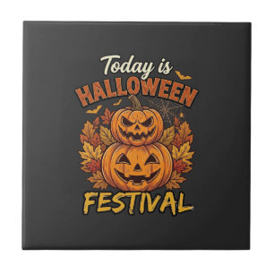 Heute ist Halloween-Festival Gestapelte Kürbisse S Fliese
