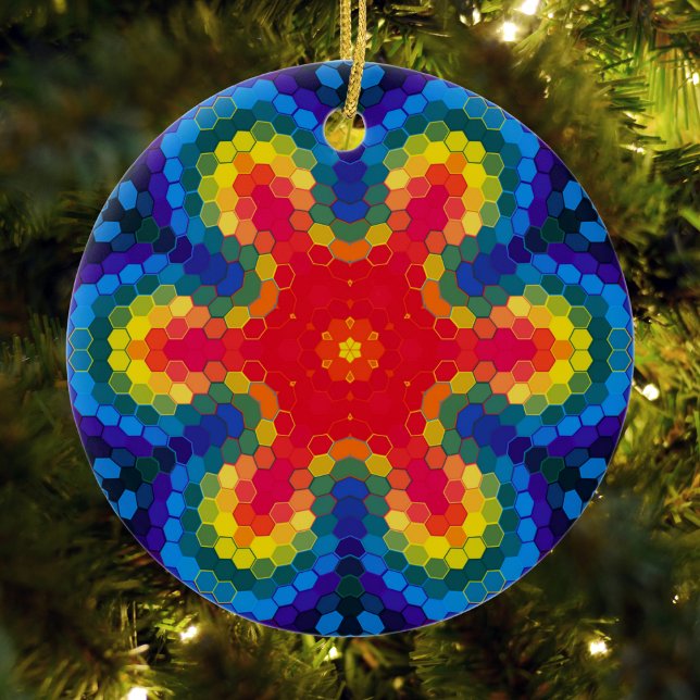 Hex Mandala Rot Gelb und Blau Keramik Ornament (Red Yellow and Blue Hexagon Mandala Ornament from Wormhole Orbital)