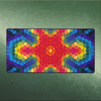 Hex Mandala Rot Gelb und Blau Schreibtischunterlage