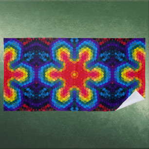 Hex Mandala Rot Gelb und Blau Strandtuch