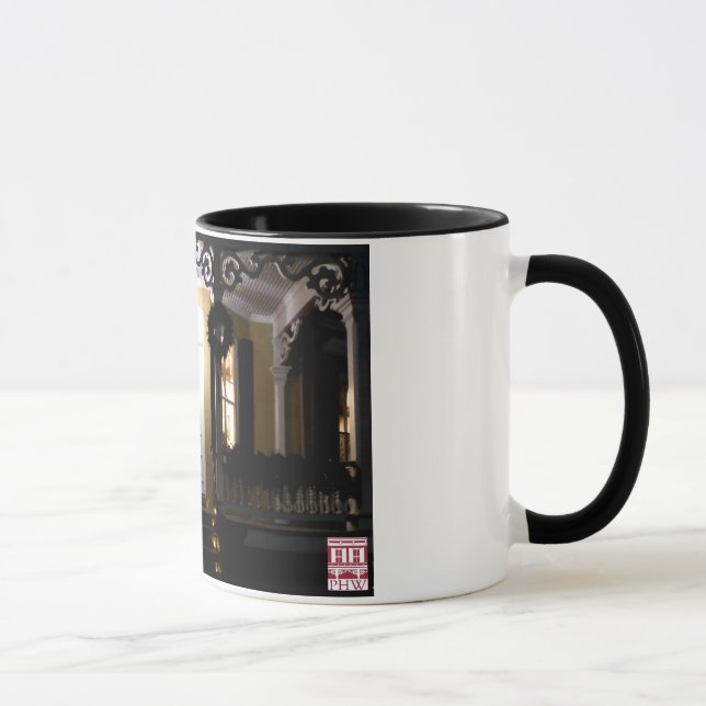 Hexagon-Haus-Portal nachts Tasse (Rechts)