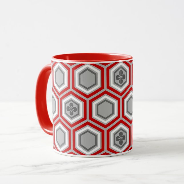 Hexagonal Kimono Print, rot und grau / grau Tasse (Vorderseite Links)