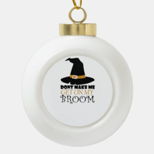 Hexe an Halloween Keramik Kugel-Ornament