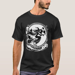 Hexe auf Besen mit Vollmond Lustiges Design für Ha T-Shirt