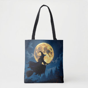 Hexe auf Broom durch Vollmond Halloween