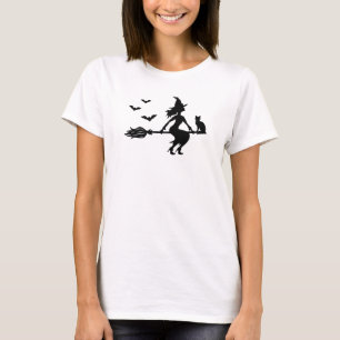 Hexe auf einem Besenstiel mit Katze und Fledermäus T-Shirt