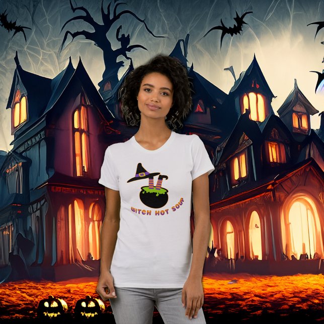 Hexe Hot Soup Funny Halloween T-Shirt (Von Creator hochgeladen)