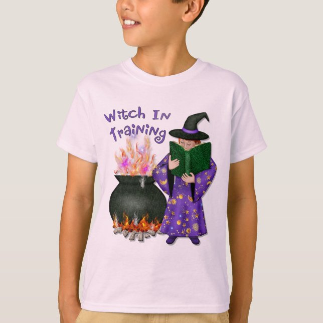 Hexe in der Ausbildung T-Shirt (Vorderseite)