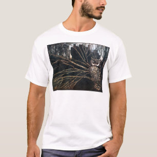 Hexe in Eulenform T-Shirt