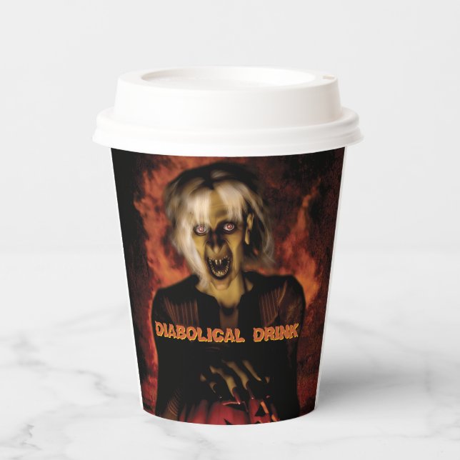 Hexe mit Kürbis gewischt. Halloween Pappbecher (Vorderseite)