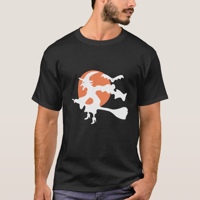 Hexe über dem Mond T-Shirt (Vorderseite)