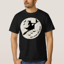 Hexe und Katze fliegen auf einem Besen