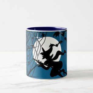 Hexe und Spider auf WebHalloween Custom-Tasse Zweifarbige Tasse
