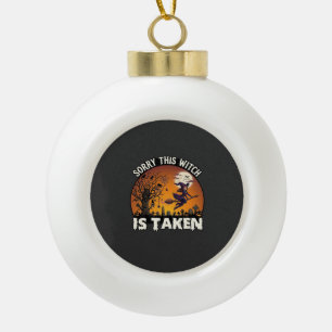 Hexe wird Besen Baum Friedhof Halloween_1 Keramik Kugel-Ornament