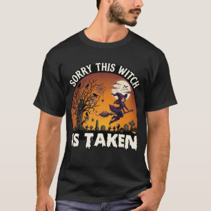 Hexe wird Besen Baum Friedhof Halloween_1 T-Shirt